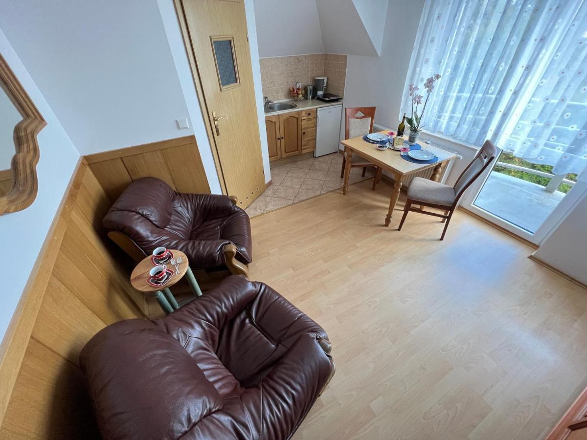 Willa Edi Władysławowo Buitenkant foto